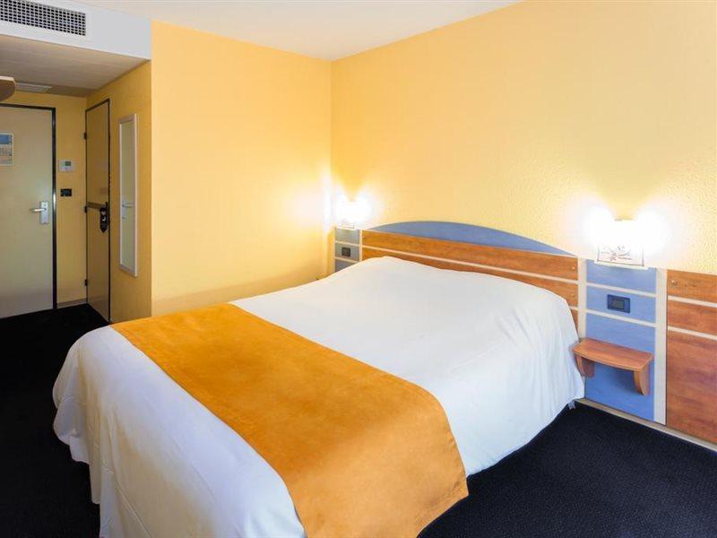 Sure Hotel By Best Western Сарла-ла-Канеда Экстерьер фото