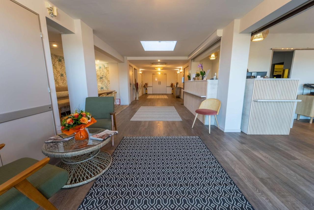 Sure Hotel By Best Western Сарла-ла-Канеда Экстерьер фото